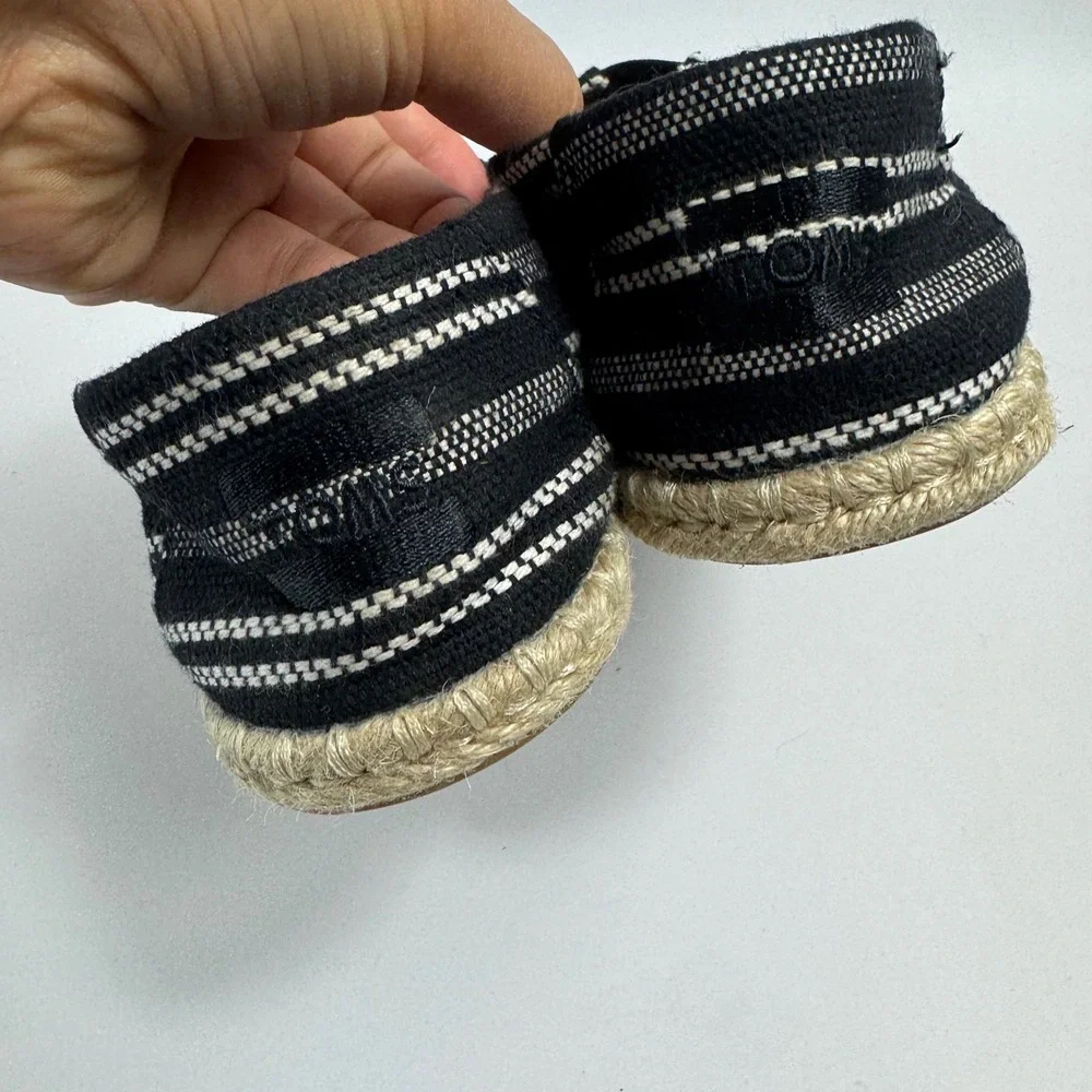 TOMS Alpargata Rope Espadrille Striped Black White Slip On Flats Women's 7.5